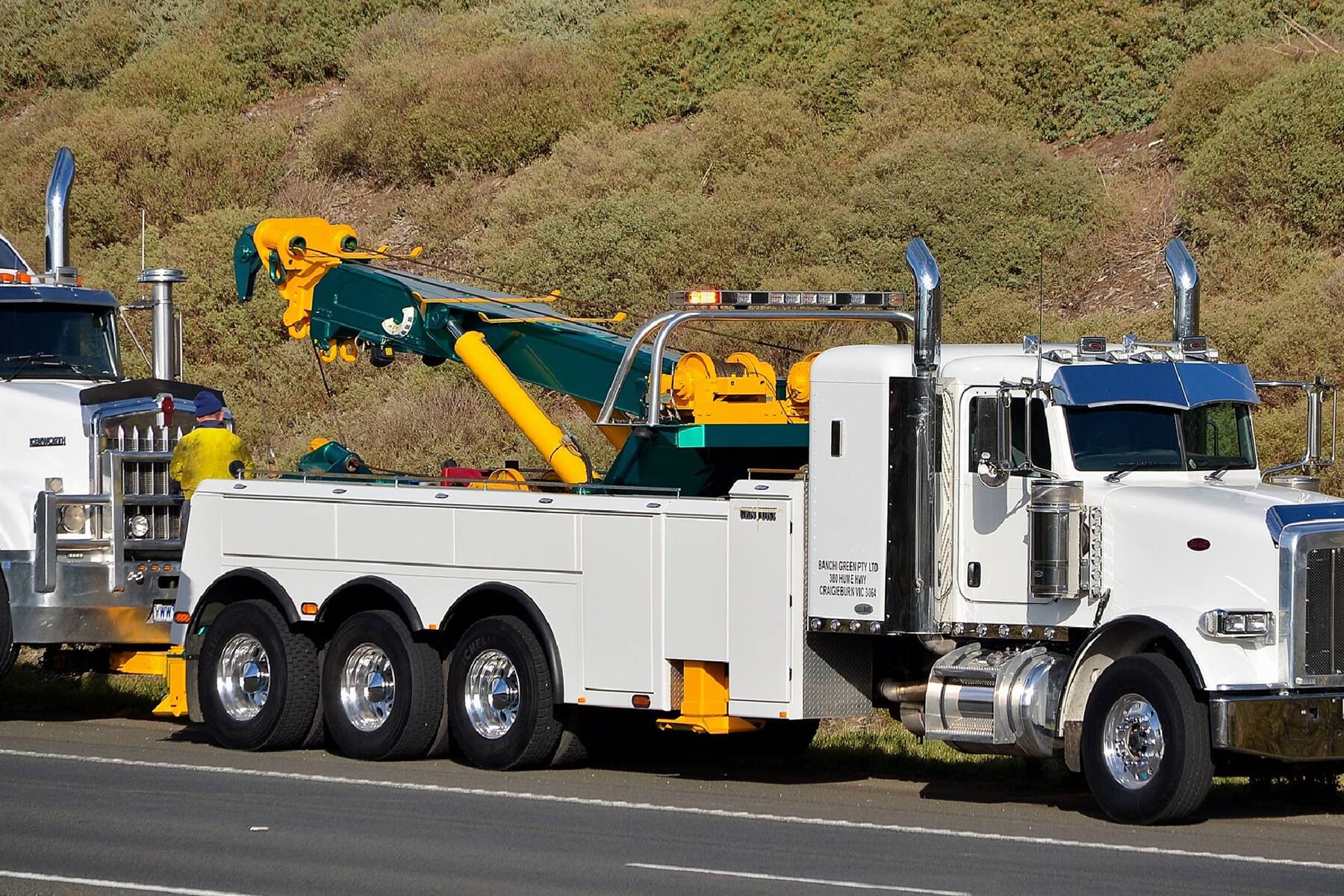 Heavy Duty Towing Service in Soledad, CA Leyva's Towing Inc.